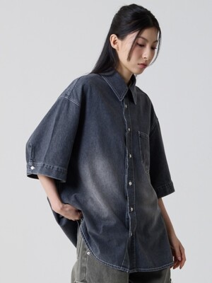웨스턴 스톤 오버핏 데님 반팔 셔츠 워시드 블랙_Western Stone Oversized-fit denim Short-sleeved shirt Washed-out Black