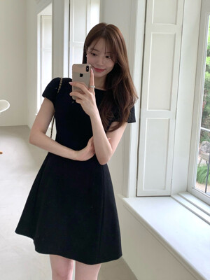 [세린PICK] Cap-sleeve A-Line Mini-Dress/ Black