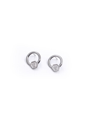 1st W stamp Earring (Silver)
