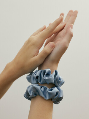 Silk Scrunchie (S) - Blue Fog