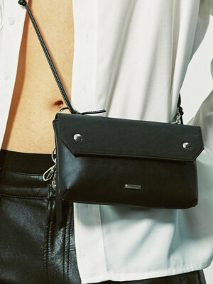 piping leather strap flap bag & utility key ring black