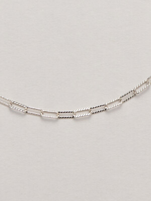 Essential 003 chain necklace