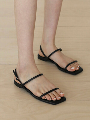 포엘린 스퀘어 플랫샌들 (1cm)