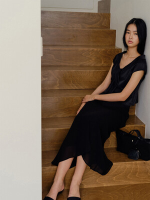 Valois Bowtie Top Black