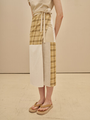 Patchwork wrap skirt (Beige)