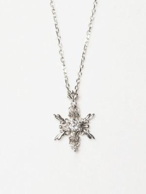[for.u.tt]snowflake in winter necklace 01