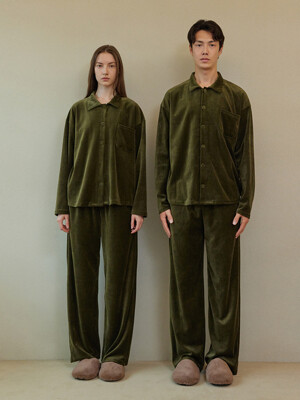 VELOUR PAJAMA COUPLE SET_olive