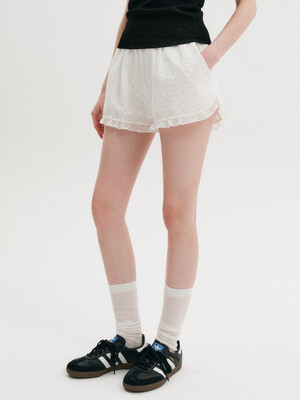 엠마 펀칭 레이스 숏 팬츠_화이트 / EMMA PUNCHING LACE SHORTS PANTS_WHITE
