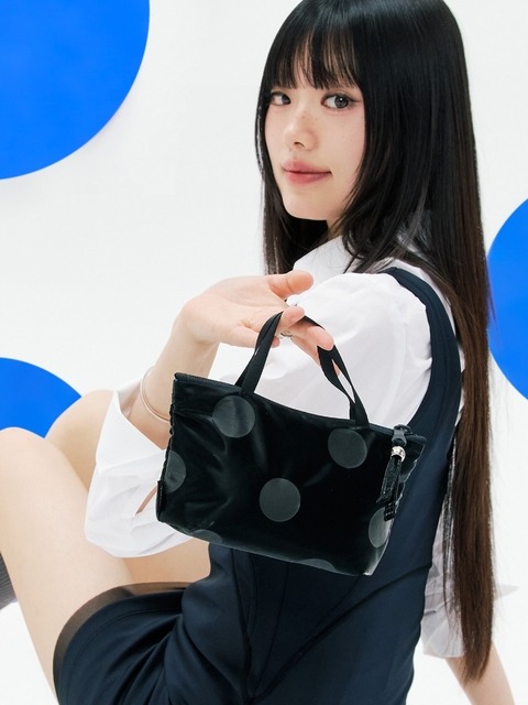 스위치 HANDLE POUCH 002 Glossy Black Polka Dot