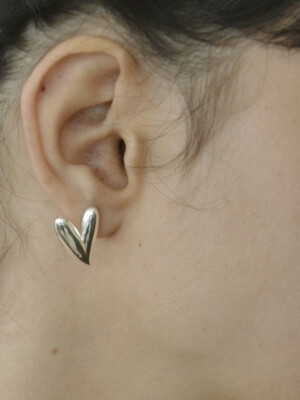 Chic heart earring