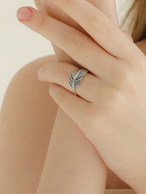 Antique Feather Silver Ring R0643
