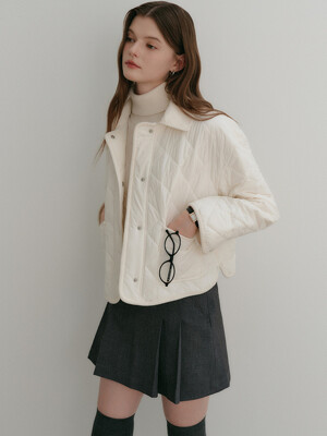 아델리아 칼라 퀼티드 자켓 / ADELIA COLLAR QUILTED JACKET_2colors