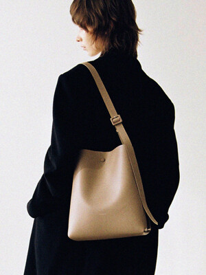 R.ARC BUCKET BAG M - Artificial Leather_3 COLORS