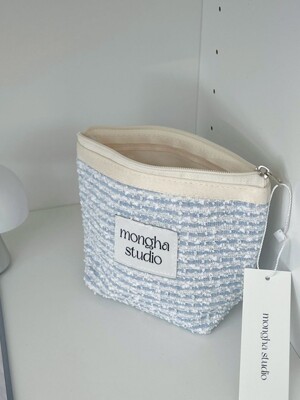 Summer tweed pouch_sora