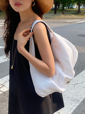 [단독] Plumpy Nylon Shoulder Bag_3colors