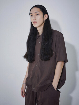 BACK PLEATS FOLDING SHIRT_WINE