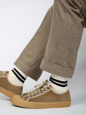 Heavy Weight Quarter Socks - Raw White (Black)