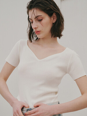 two-way tulipneck pullover-ivory