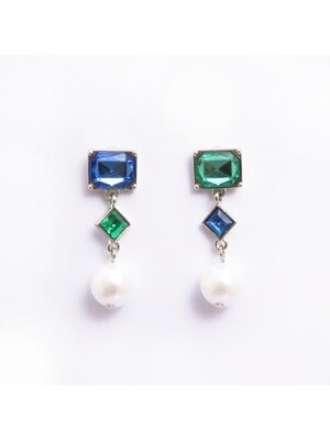 unbalance pearl earrings
