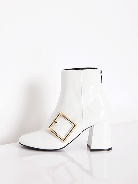 BUCKLE ANKLE BOOTS - WHITE