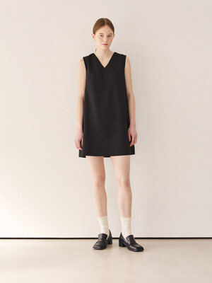 23SS V-neck minimal mini dress_black