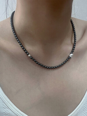 Heart Pearl Necklace [Dark Sky]