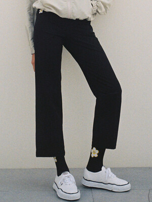 straight fit pants black