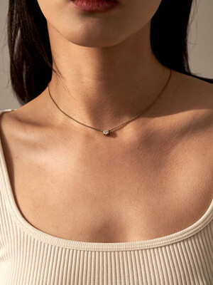 6P MOISSANITE NECKLACE WHITE/VERMEIL