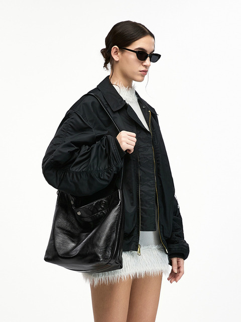 분크 Perfec Button Up Soft Hobo S (퍼펙 버튼 업 소프트 호보 스몰) Black