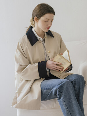 Contrast coloring half mac trench coat_Beige