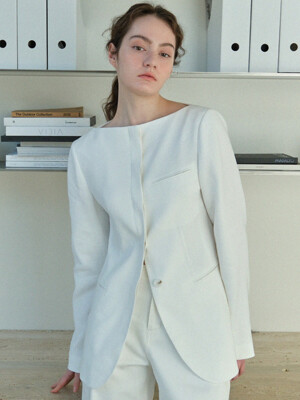 VISCOSE LINEN BOAT NECK BLAZER (WHITE)