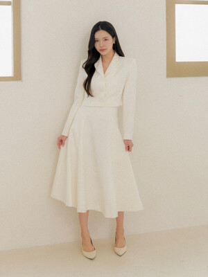 Signature Flare Skirt/ Ivory