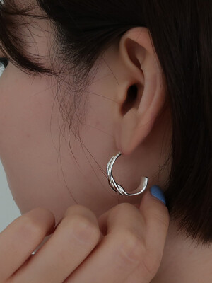screw earring (large type)