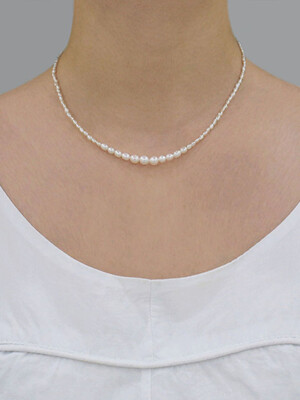 mini gradation pearl necklace
