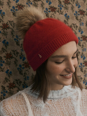 Apple Pom-Pom Beanie_Red