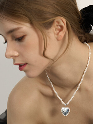 RARA heart pearl necklace