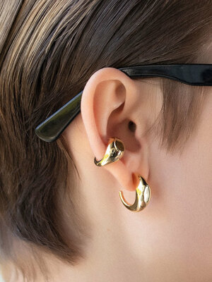 Curio Signet Earcuff