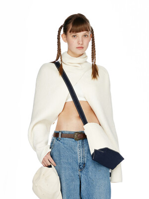 Classic Crossbody Bag (Navy)