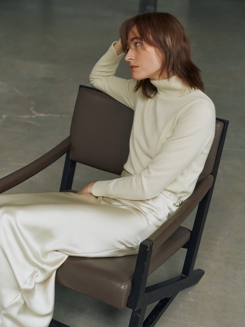 니트,니트 - 르희 (LEHEE) - italy cashmere 100% -turtle plain knit  (lemon)