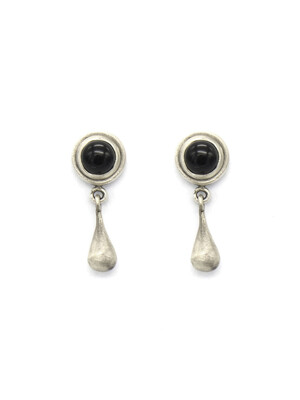 Tears earring (onyx)