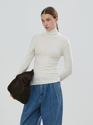 SLIM TURTLE NECK T-SHIRTS - IVORY