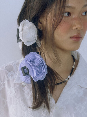 Blush Rose Clip_Blue