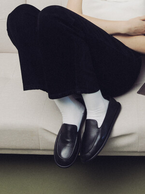 [2차] [류이서pick] Welt Basic Loafers Black 웰트 베이직 로퍼 블랙