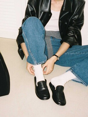 Welt Basic Loafers Black 웰트 베이직 로퍼 블랙