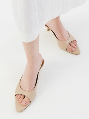 SIAC3078 카르멘 헤리티지 레더 뮬_Skin beige
