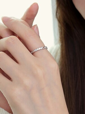Laurel orange sapphire ring