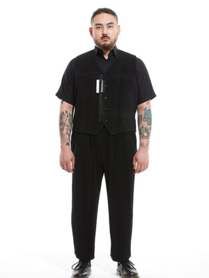 Pleated 2 Pintuck Straight Pants BLACK