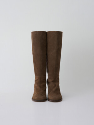 suede boots (brown suede)