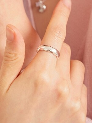 Daphne ring