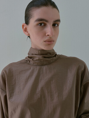 tie-neck shirt (bronze)